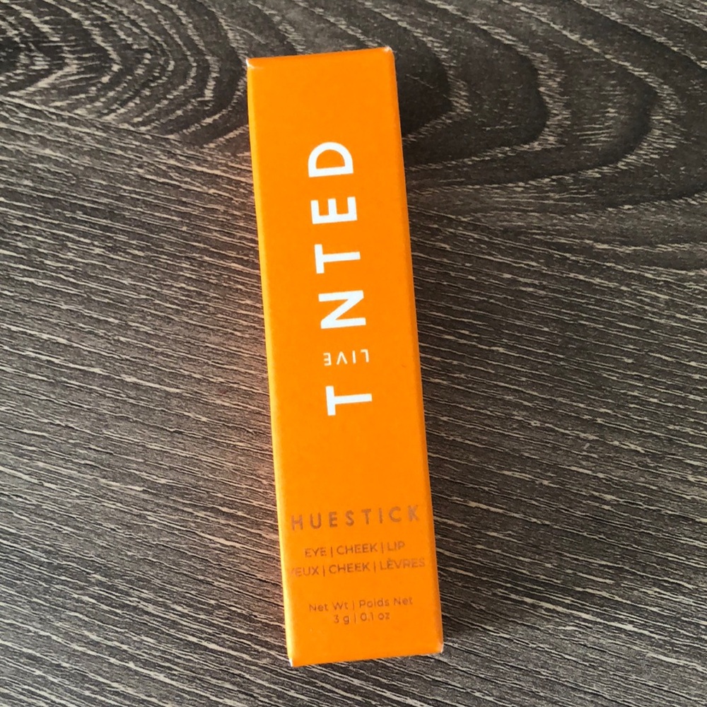 NWT Live Tinted Huestick Eye Cheek Lip in Shade True 3g/.1oz